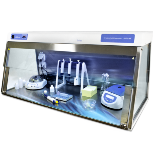UVT-S-AR, Cabina PCR para DNA/RNA con limpieza UV y enchufes internos