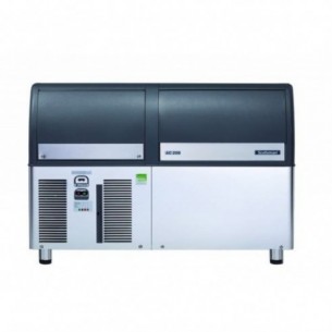 Fabricador compacto de hielo TRITURADO con cabina incorporada. TRITURADO 25% agua residual Aire Producción día(kg) 200Kg